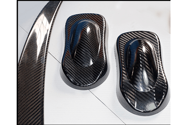 Carbon Folie,Auto Folie 10/20/30/40/50 * 152cm Schwarz Glanzvinylfilm Glanz  Glänzend Auto-Verpackungs-Folien-Aufkleber mit Luft-Blase Kostenloses  Motorrad Car Wrapping (Color Name : Black) : : Auto & Motorrad